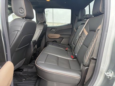 New 2026 GMC Canyon Denali image 30