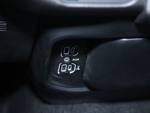 Used 2025 RAM 1500 Big Horn image 31