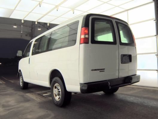 Used 2014 Chevrolet Express 3500 RWD image 3