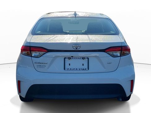 Certified 2024 Toyota Corolla LE image 5