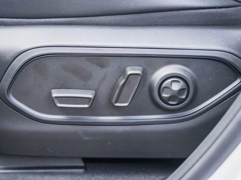 New 2026 Jeep Grand Cherokee L 4WD image 42