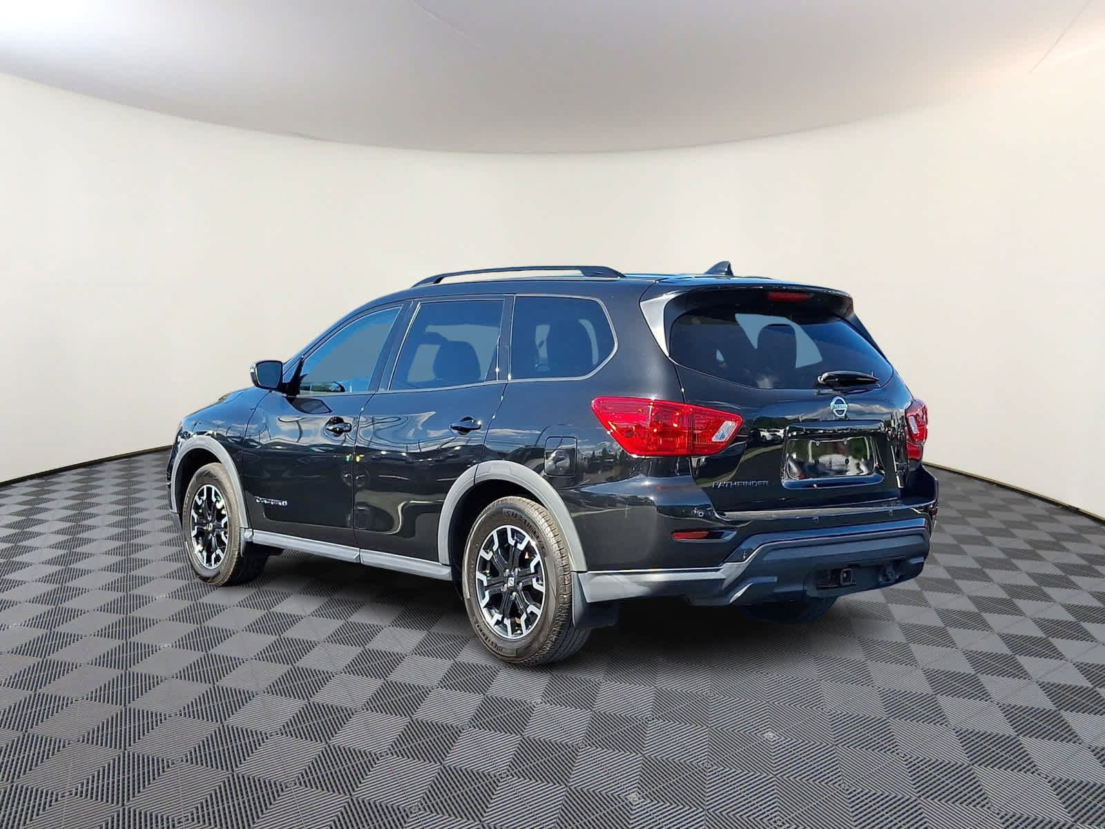 Used 2020 Nissan Pathfinder SV w/ Rock Creek Edition AWD/4WD image 7