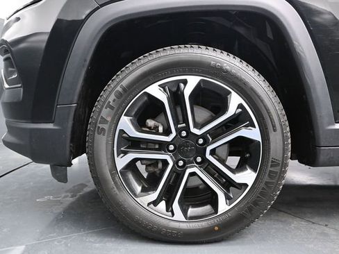 Certified 2022 Jeep Compass Limited image 18