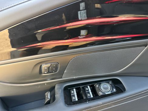 New 2026 Lincoln Nautilus Premier AWD/4WD image 12