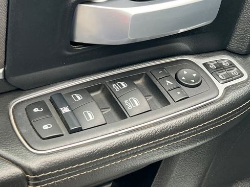 Used 2024 RAM 3500 Big Horn image 14