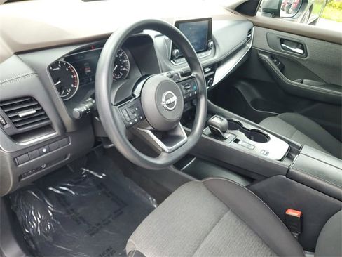 Used 2023 Nissan Rogue SV image 20