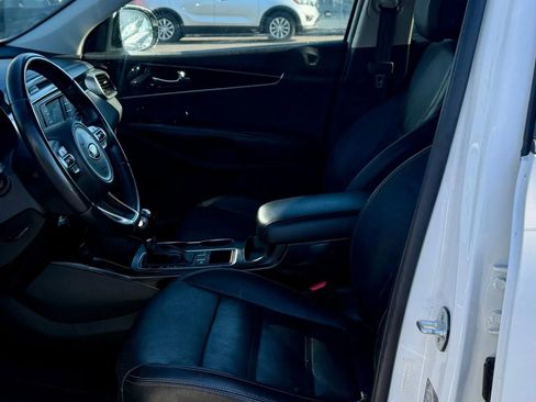 Used 2016 Kia Sorento EX image 11