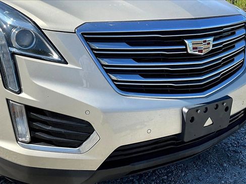 Used 2017 Cadillac XT5 Luxury w/ Driver Awareness Package image 26