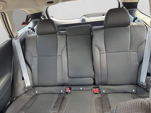 Used 2022 Subaru Outback Premium image 19