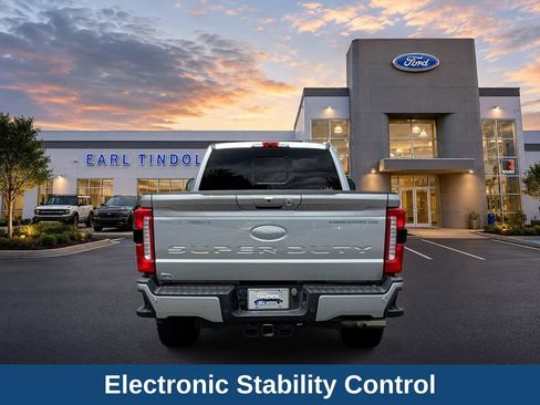 Used 2023 Ford F250 Lariat w/ Lariat Ultimate Package AWD/4WD image 6