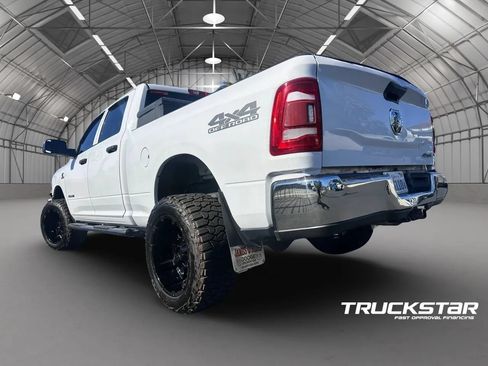 Used 2020 RAM 2500 Tradesman w/ Chrome Appearance Group AWD/4WD image 4