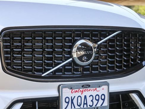 Used 2024 Volvo XC60 B5 Ultimate image 5