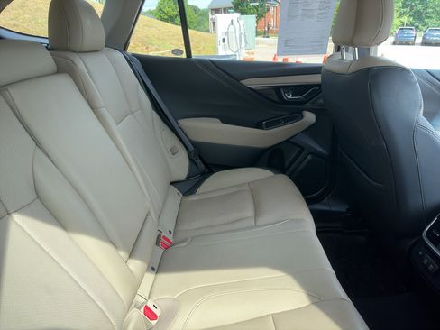 Used 2020 Subaru Outback Limited w/ Popular Package #2 AWD/4WD image 5