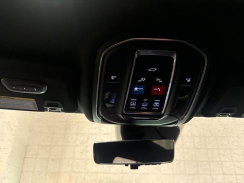 New 2026 Jeep Grand Cherokee Limited AWD/4WD image 38