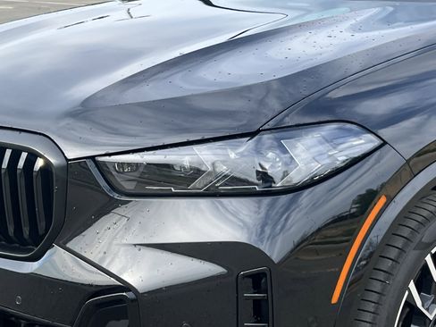 Used 2024 BMW X5 xDrive40i w/ M Sport Package image 14