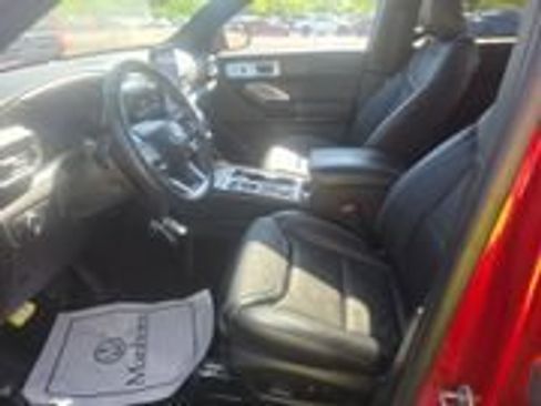 Used 2024 Ford Explorer ST w/ Equipment Group 401A AWD/4WD image 2
