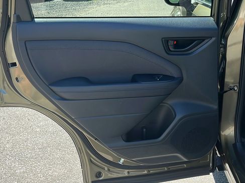 Certified 2025 Subaru Forester Premium AWD/4WD image 20