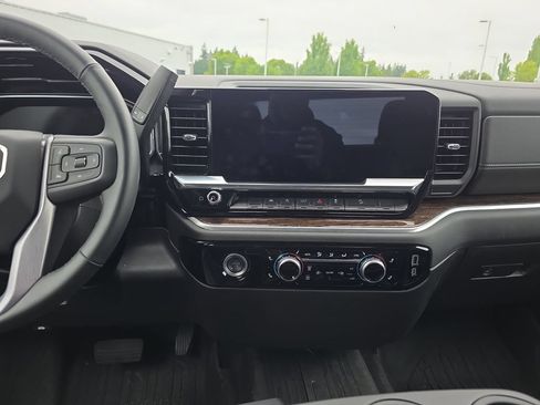 Used 2024 GMC Sierra 1500 Elevation AWD/4WD image 26