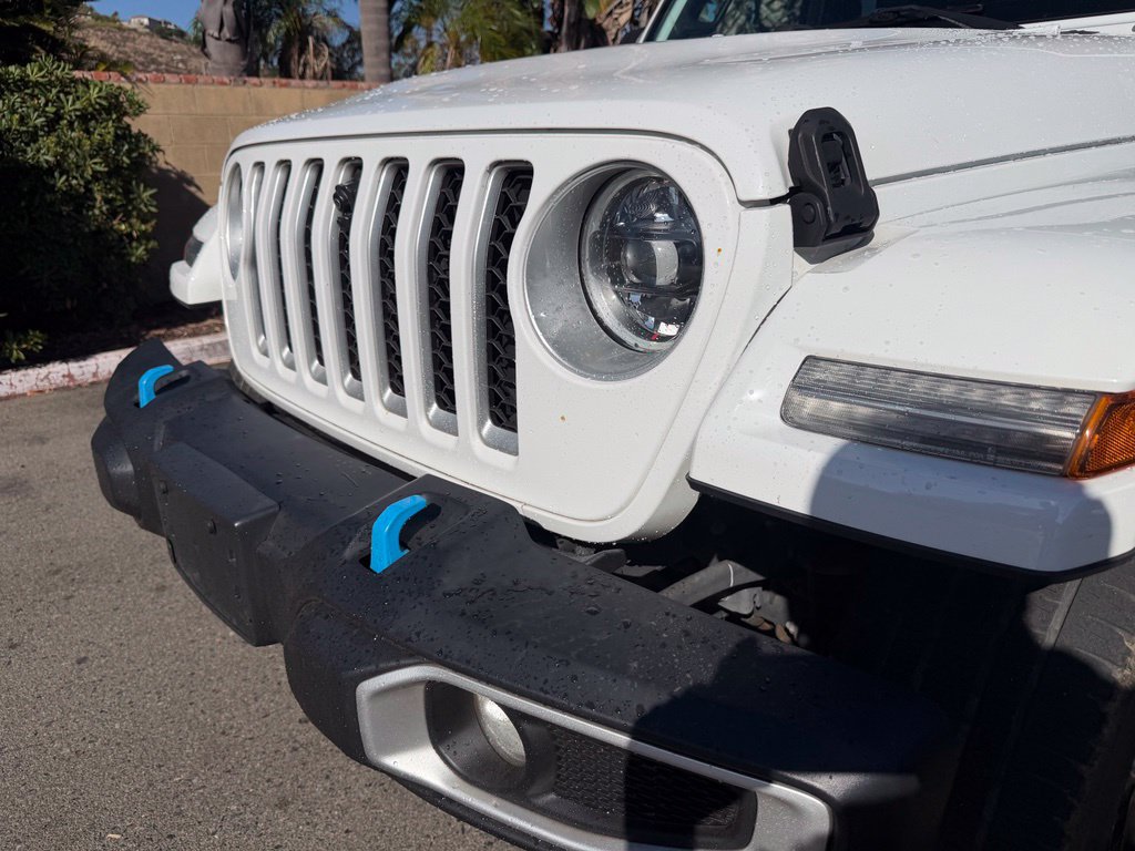 Used 2023 Jeep Wrangler Unlimited Sahara w/ Cold Weather Group AWD/4WD image 6