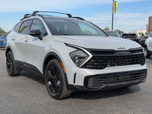 Used 2025 Kia Sportage X-Line w/ Premium Package image 2