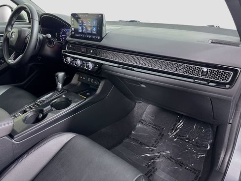 Used 2022 Honda Civic Sport Touring image 29