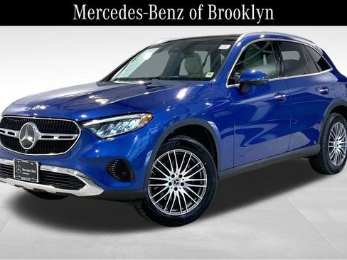 Certified 2026 Mercedes-Benz GLC 300 4MATIC image 2