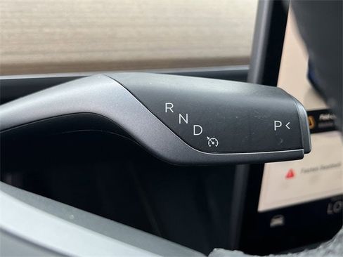 Used 2023 Tesla Model Y Long Range image 22