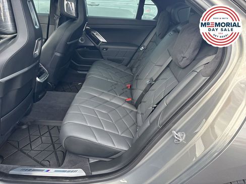 Used 2023 BMW 760i xDrive w/ Luxury Rear Seating Package AWD/4WD image 9