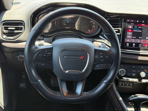 Used 2025 Dodge Durango GT RWD image 23