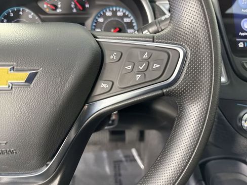 Used 2025 Chevrolet Malibu LS image 12