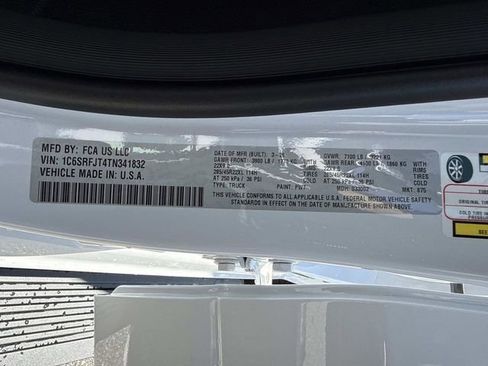 New 2026 RAM 1500 Laramie AWD/4WD image 34