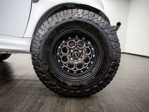 Used 2013 smart fortwo Coupe image 35