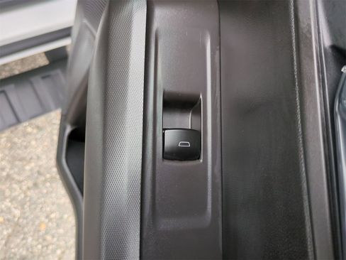 Certified 2026 Chevrolet Colorado LT w/ LT Convenience Package image 28