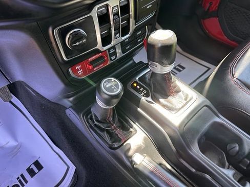 Used 2021 Jeep Wrangler Unlimited Rubicon AWD/4WD image 28