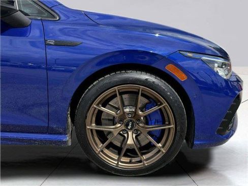 Used 2022 Volkswagen Golf R AWD/4WD image 61