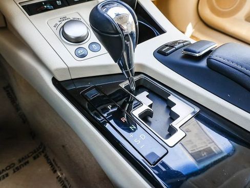 Used 2013 Lexus ES 300h w/ Luxury Pkg FWD image 25
