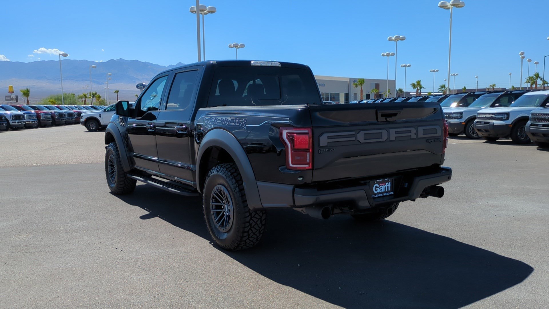 Used 2019 Ford F150 Raptor w/ Equipment Group 802A Luxury AWD/4WD image 5