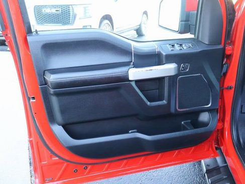 Used 2018 Ford F150 Lariat image 23