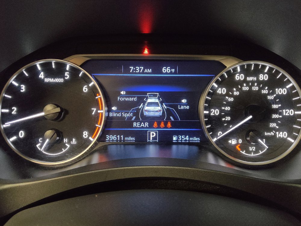 Used 2025 Nissan Altima 2.5 SV FWD image 23