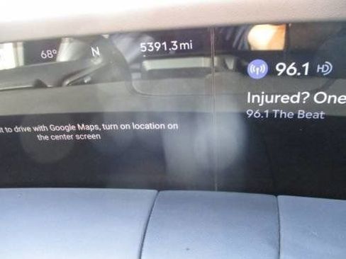 Used 2024 Lincoln Nautilus Premier w/ Equipment Group 102A image 10