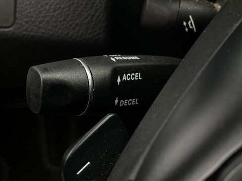 Used 2014 Mercedes-Benz E 350 Cabriolet image 26