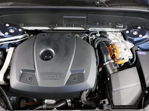 Used 2023 Volvo XC90 T8 Ultimate image 36