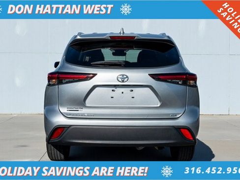 Used 2024 Toyota Highlander XLE image 32