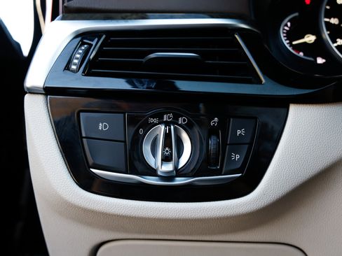 Used 2017 BMW 540i image 49