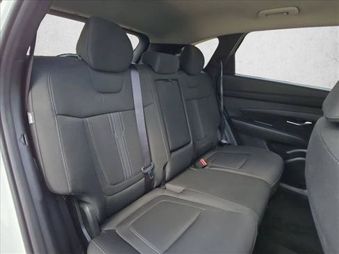 Used 2025 Hyundai Tucson SEL FWD image 18