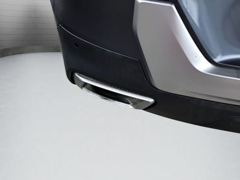 Used 2020 BMW X6 xDrive40i w/ Premium Package image 25