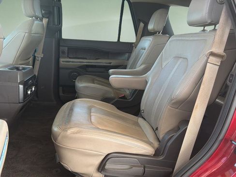 Used 2018 Ford Expedition Limited w/ Equipment Group 301A AWD/4WD image 18