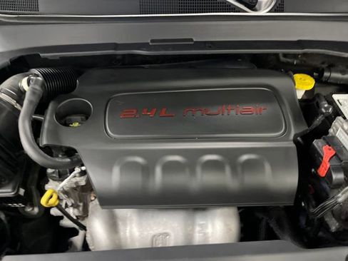 Used 2022 Jeep Compass Trailhawk w/ Trailhawk Convenience Group image 31