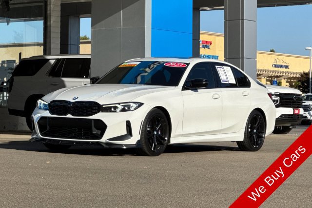 Used 2023 BMW M340i RWD image 11