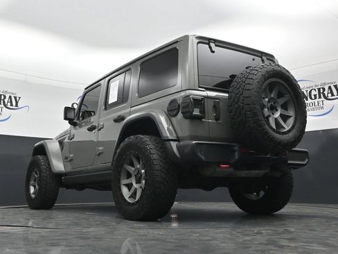 Used 2021 Jeep Wrangler Unlimited Rubicon AWD/4WD image 24